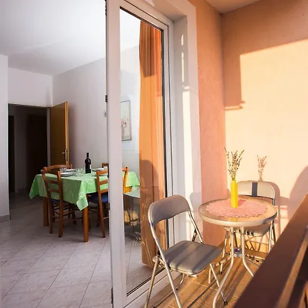 Adriana 公寓 耶塞尼采