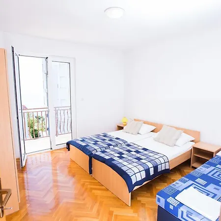 Adriana 公寓 耶塞尼采