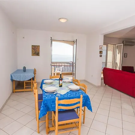 Adriana * Jesenice (Split-Dalmatia)
